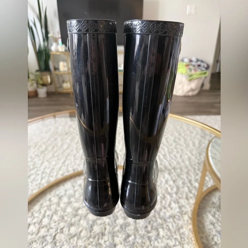 UGG WOMEN'S SHAYE RAIN BOOTS - ROUND TOE, SHEEP/LAMB FUR LINED, 7 US